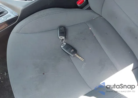 2015 Kia Optima Lx из США, поврежденный, VIN KNAGM4A77F5651513